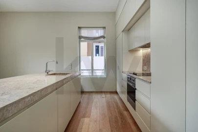 Apartamento T2 para Venda em Oeiras e São Julião da Barra, Paço de Arcos e Caxias