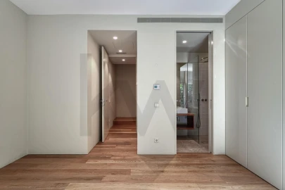 Apartamento T2 para Venda em Oeiras e São Julião da Barra, Paço de Arcos e Caxias