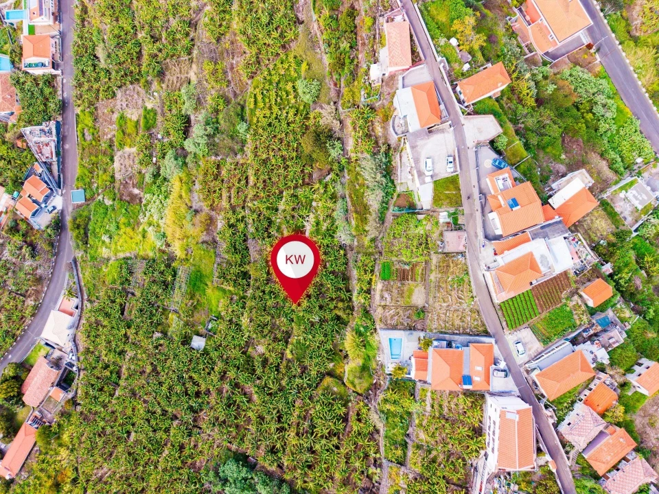 Terreno para Venda em Arco da Calheta Foto 7