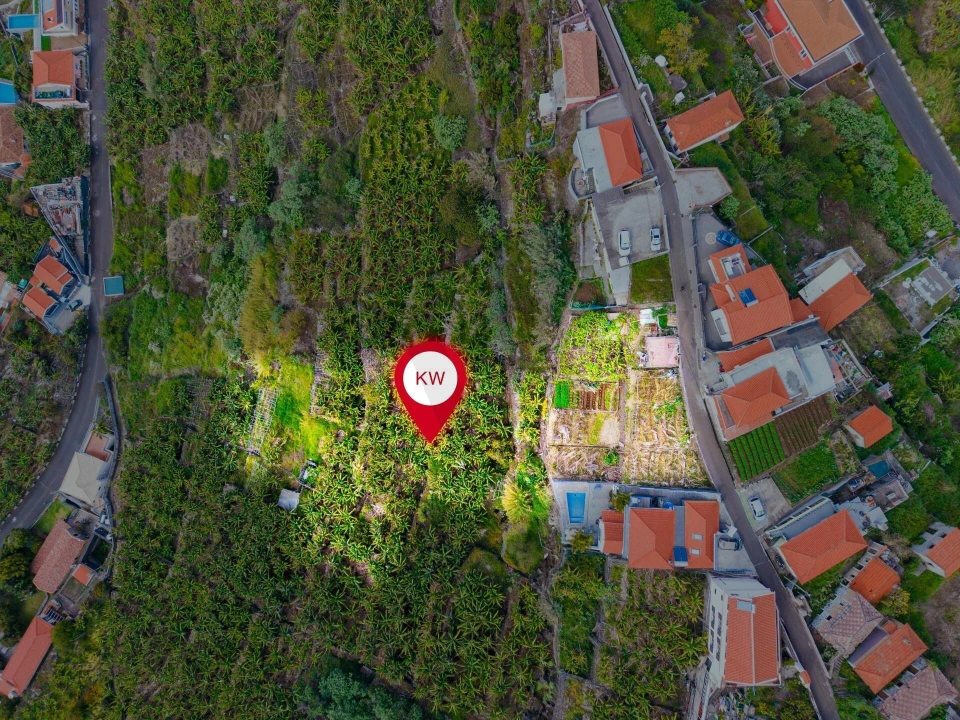 Terreno para Venda em Arco da Calheta Foto 6