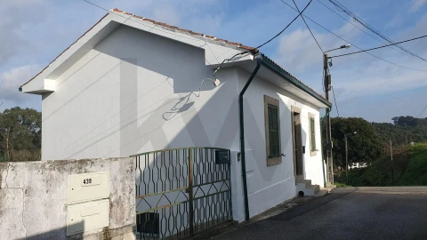 Moradia T4 para Venda em Perafita, Lavra e Santa Cruz do Bispo