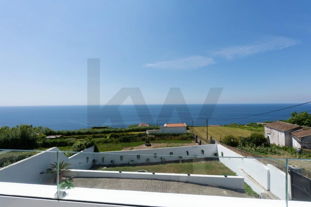 Moradia T3 para Venda em Ponta Garça Foto 33