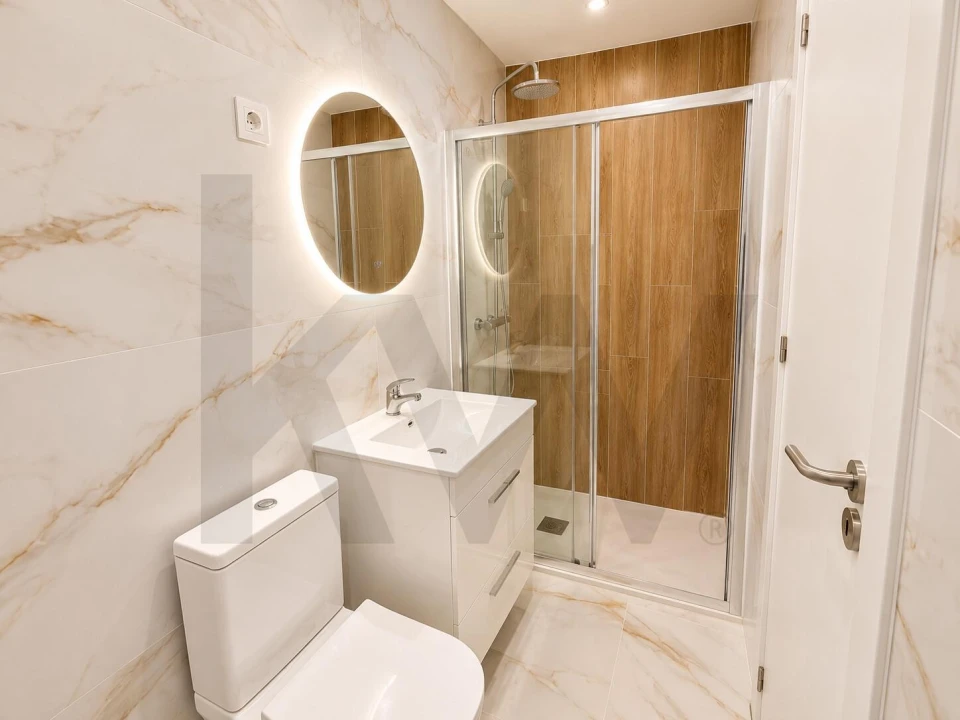 Apartamento T2 para Venda em Alfragide Foto 6