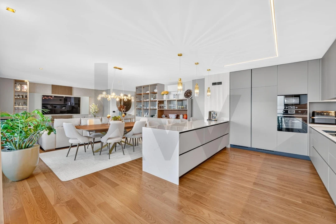 Apartamento T4 para Venda em São Martinho Foto 10