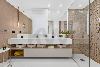 Apartamento T4 para Venda em São Martinho