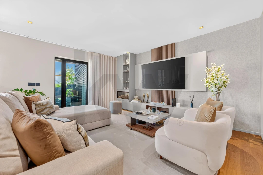 Apartamento T4 para Venda em São Martinho Foto 5
