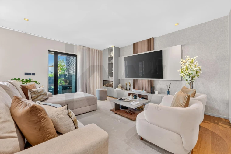 Apartamento T4 para Venda em São Martinho Foto 5