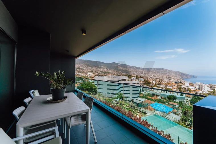 Apartamento T4 para Venda em São Martinho Foto 32