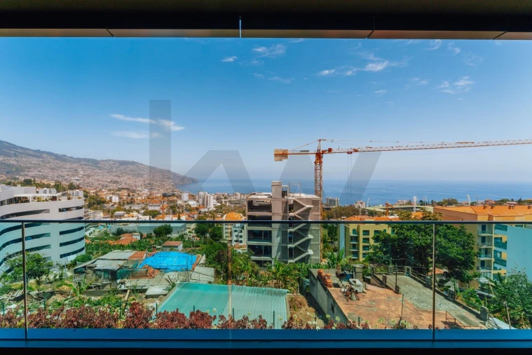 Apartamento T4 para Venda em São Martinho Foto 36