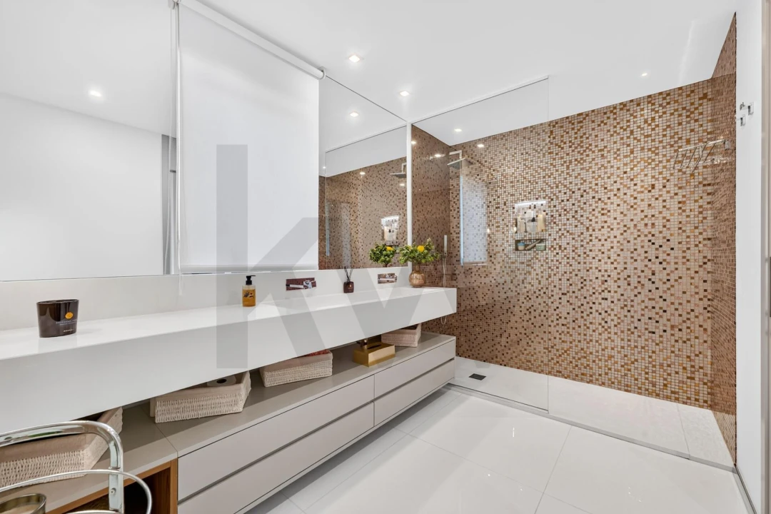 Apartamento T4 para Venda em São Martinho Foto 29