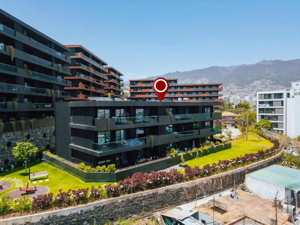 Apartamento T4 para Venda em São Martinho Foto 44