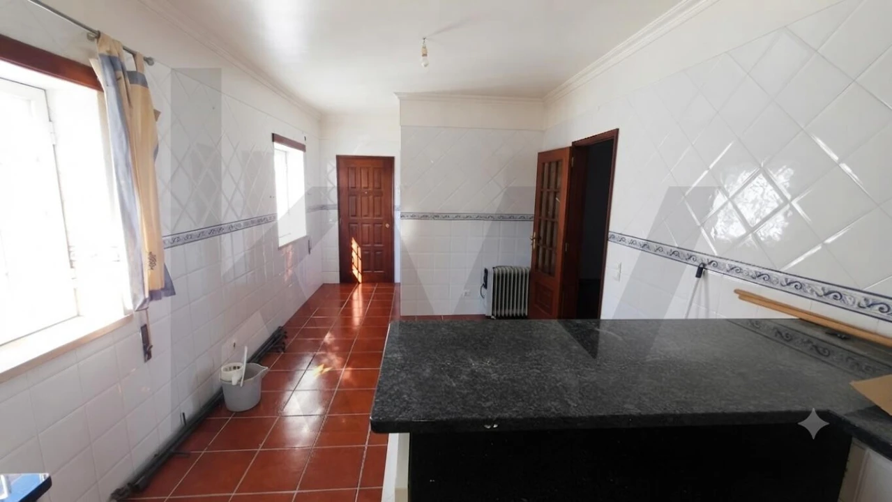 Apartamento T2 para Venda em Carapinheira Foto 9
