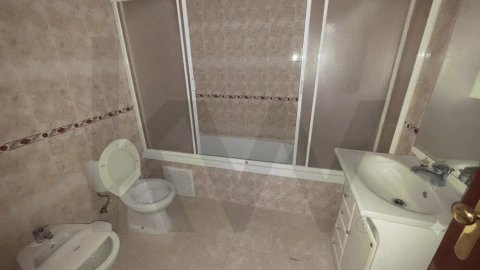 Apartamento T2 para Venda em Carapinheira