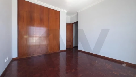Apartamento T2 para Venda em Carapinheira