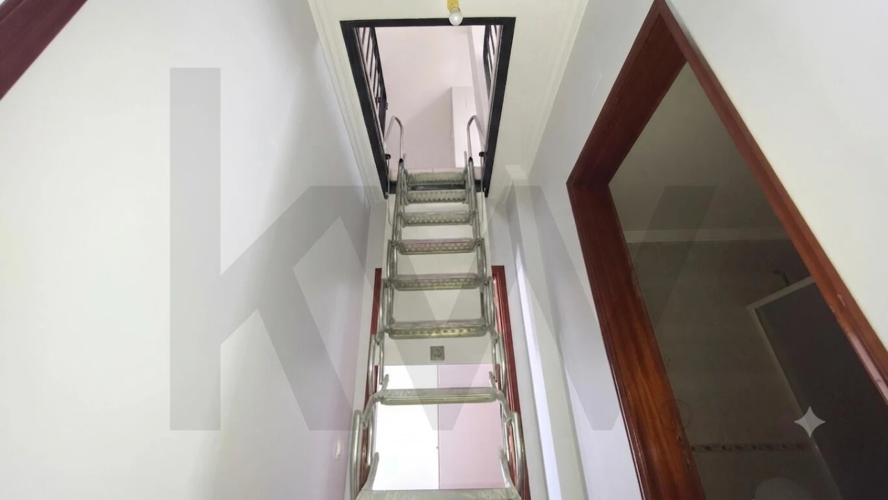 Apartamento T2 para Venda em Carapinheira Foto 14