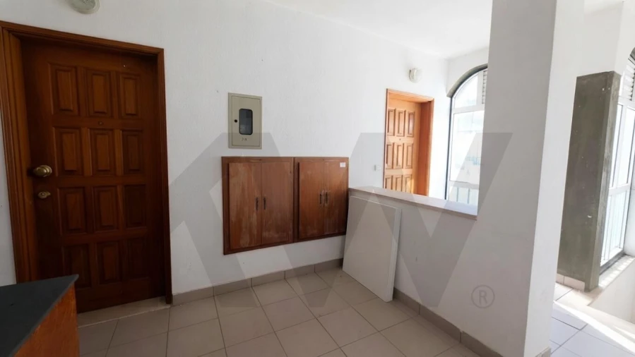 Apartamento T2 para Venda em Carapinheira Foto 3