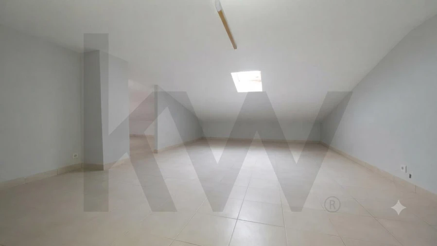 Apartamento T2 para Venda em Carapinheira Foto 18