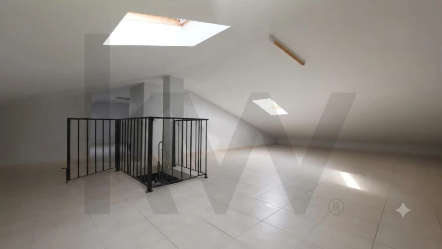 Apartamento T2 para Venda em Carapinheira Foto 16