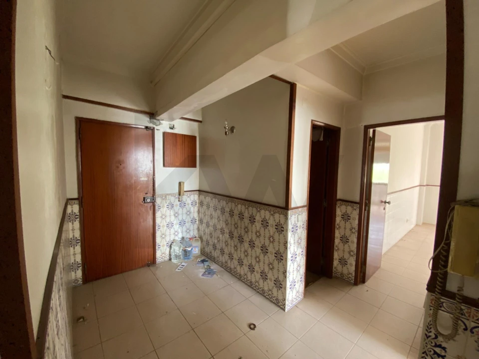 Apartamento T3 para Venda em Laranjeiro e Feijó Foto 9