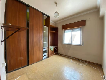 Apartamento T3 para Venda em Laranjeiro e Feijó