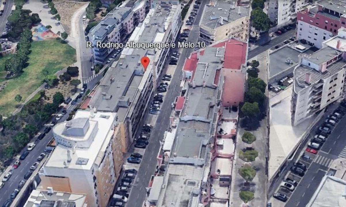 Garagem para Venda em Algés, Linda-A-Velha e Cruz Quebrada-Dafundo Foto 11