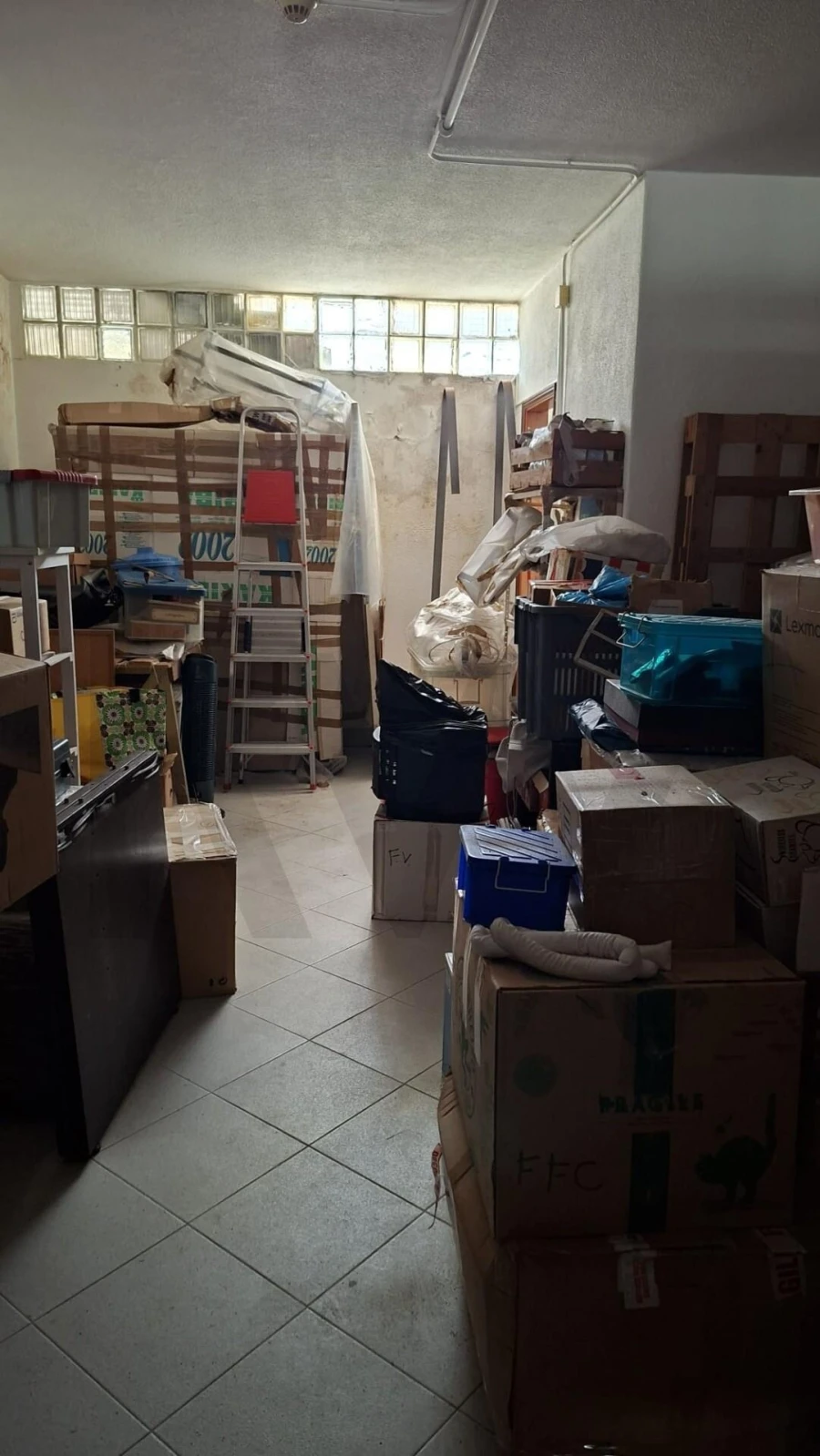 Garagem para Venda em Algés, Linda-A-Velha e Cruz Quebrada-Dafundo Foto 8