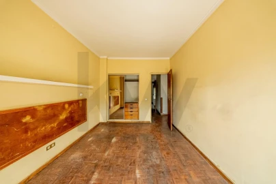 Apartamento T3 para Venda em São Domingos de Benfica