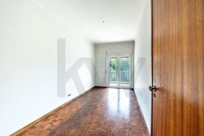 Apartamento T3 para Venda em São Domingos de Benfica