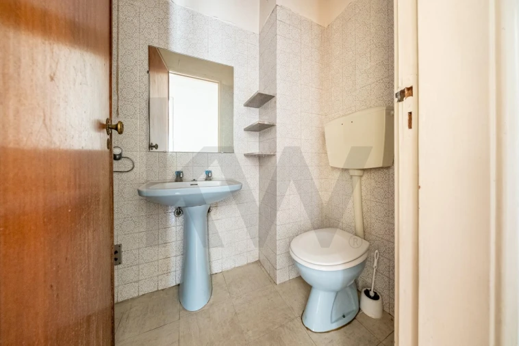 Apartamento T3 para Venda em São Domingos de Benfica Foto 22