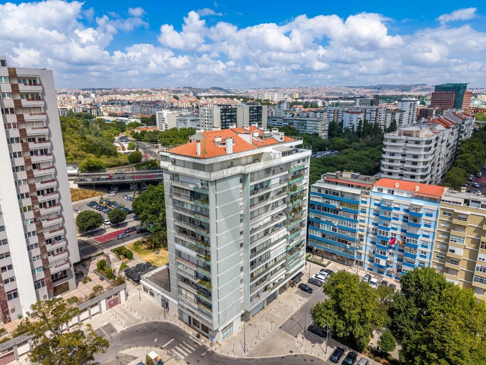 Apartamento T3 para Venda em São Domingos de Benfica Foto 31