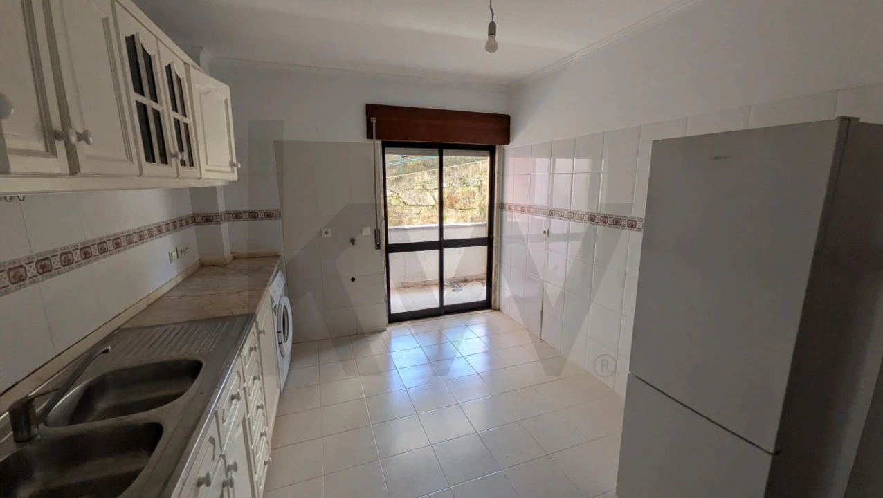 Apartamento T2 para Venda em Algueirão-Mem Martins Foto 4