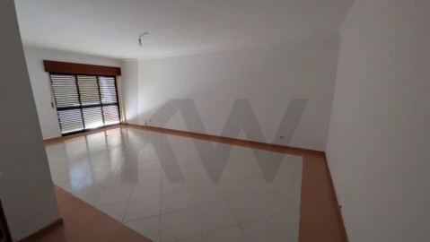 Apartamento T2 para Venda em Algueirão-Mem Martins
