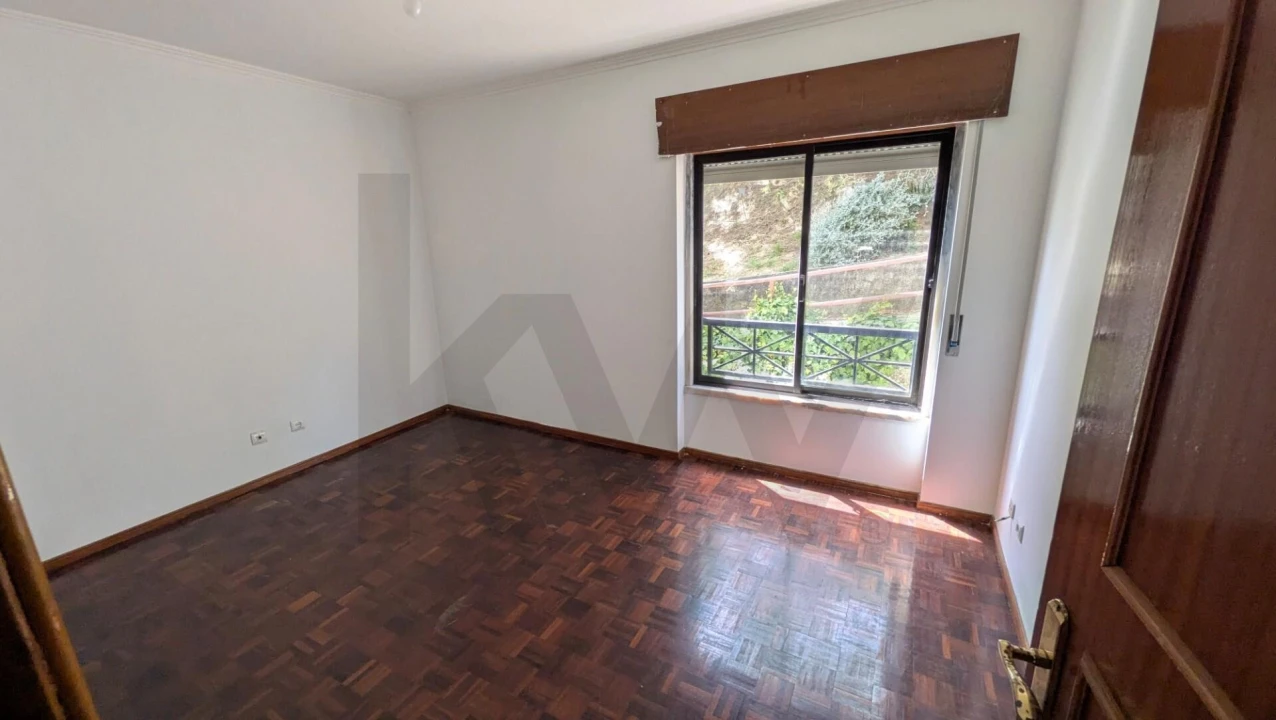 Apartamento T2 para Venda em Algueirão-Mem Martins Foto 9