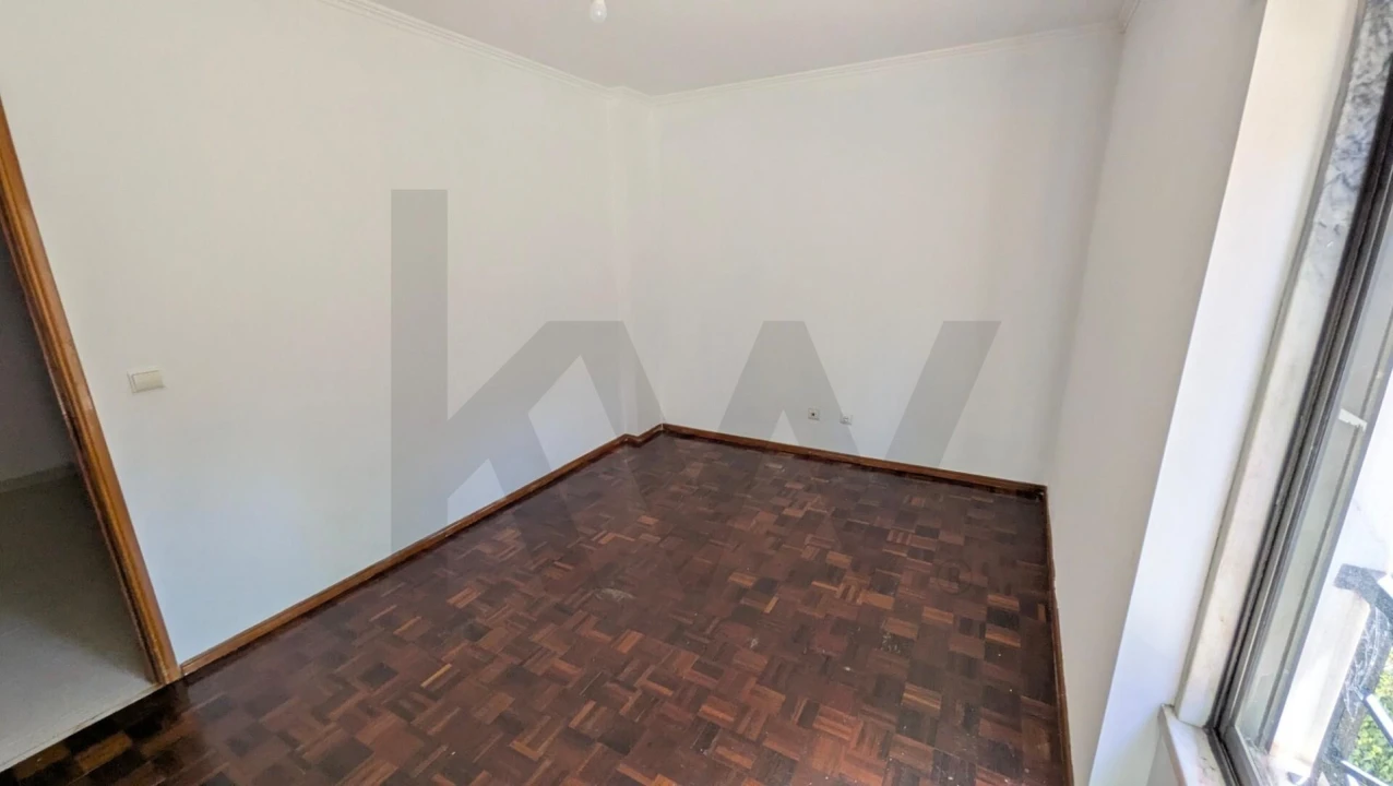 Apartamento T2 para Venda em Algueirão-Mem Martins Foto 10