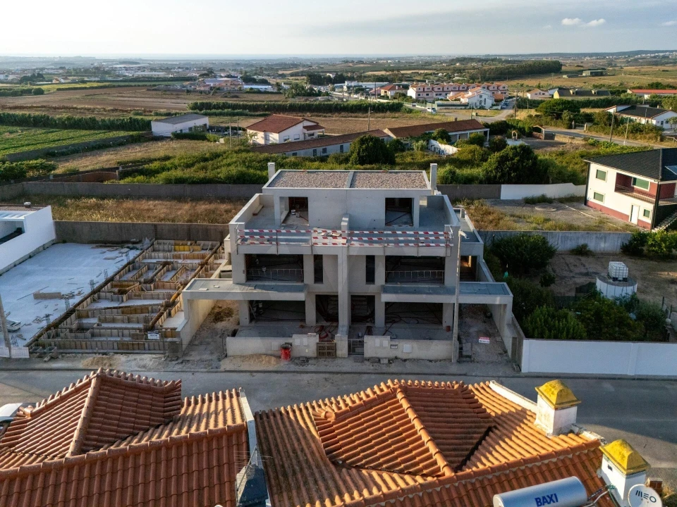 Moradia T3 para Venda em Atouguia da Baleia Foto 28