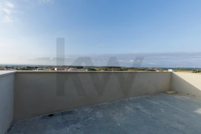 Moradia T3 para Venda em Atouguia da Baleia