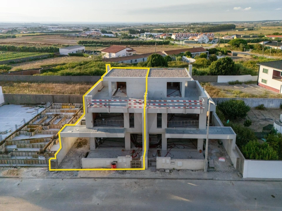 Moradia T3 para Venda em Atouguia da Baleia Foto 1