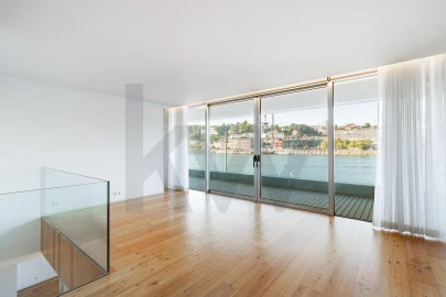 Apartamento T3 para Venda em Santa Marinha e São Pedro da Afurada