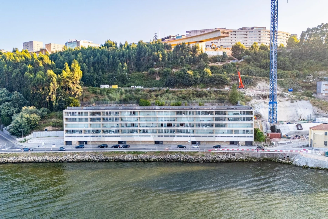 Apartamento T3 para Venda em Santa Marinha e São Pedro da Afurada Foto 1