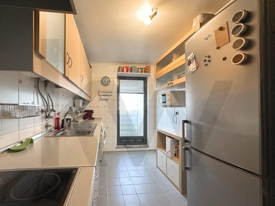 Apartamento T2 para Venda em Odivelas Foto 9
