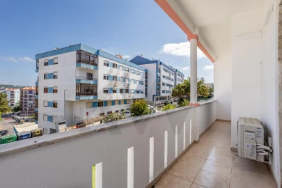 Moradia T5 para Venda em Agualva e Mira-Sintra