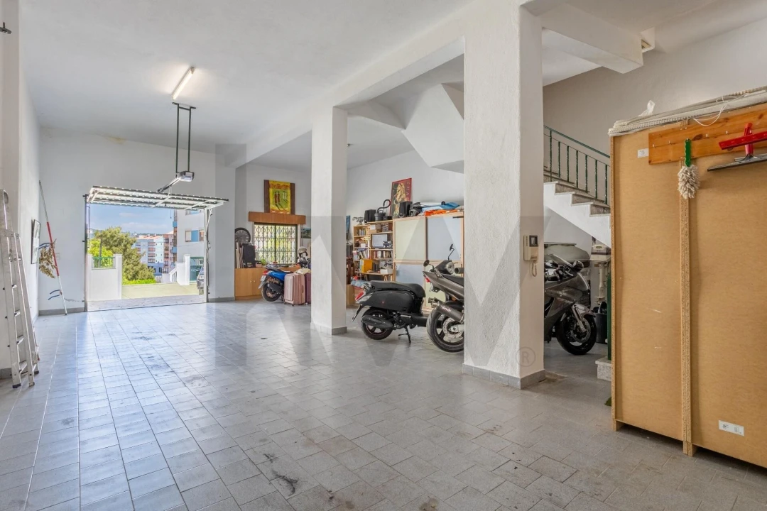 Moradia T5 para Venda em Agualva e Mira-Sintra Foto 42