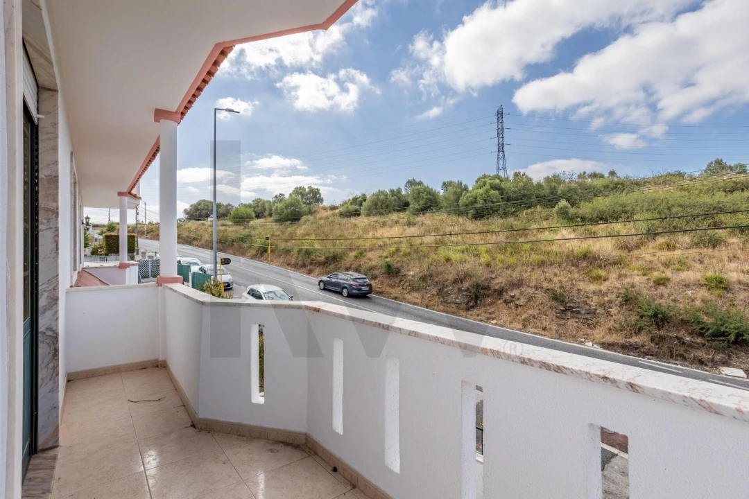 Moradia T5 para Venda em Agualva e Mira-Sintra Foto 17