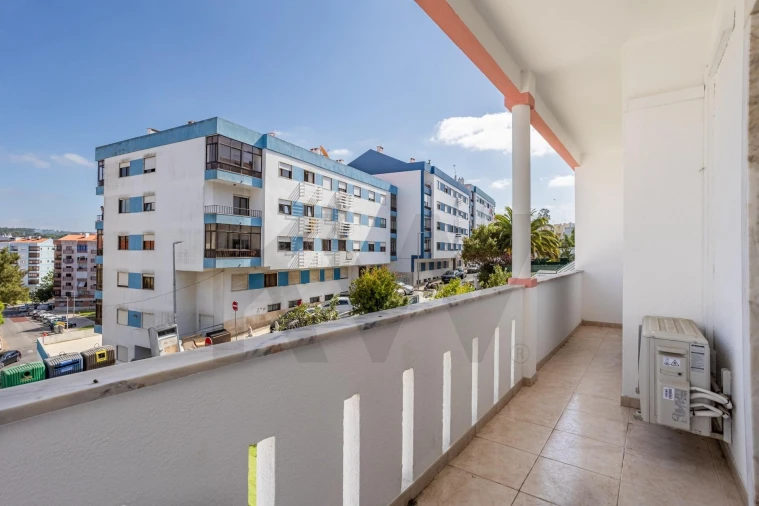 Moradia T5 para Venda em Agualva e Mira-Sintra Foto 27