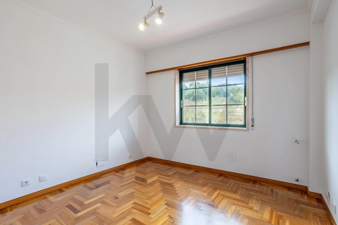 Moradia T5 para Venda em Agualva e Mira-Sintra Foto 18