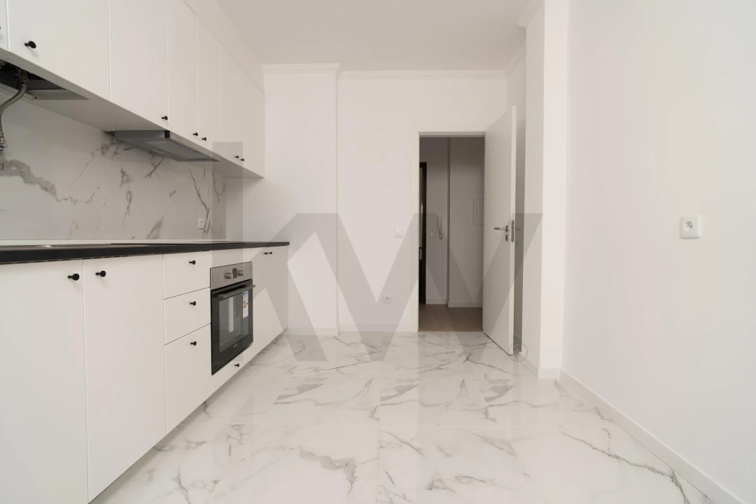 Apartamento T3 para Venda em Batalha Foto 12