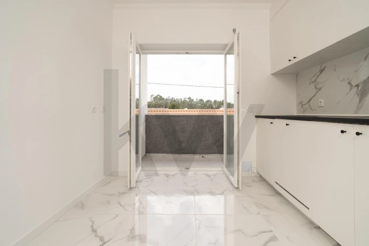 Apartamento T3 para Venda em Batalha Foto 9