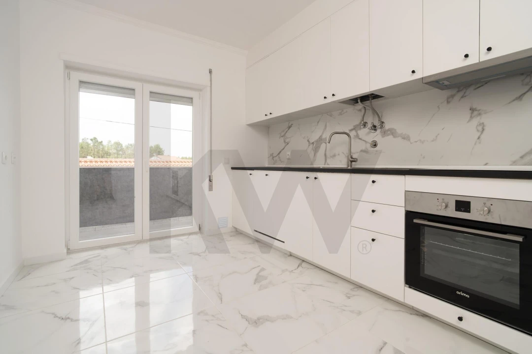 Apartamento T3 para Venda em Batalha Foto 10
