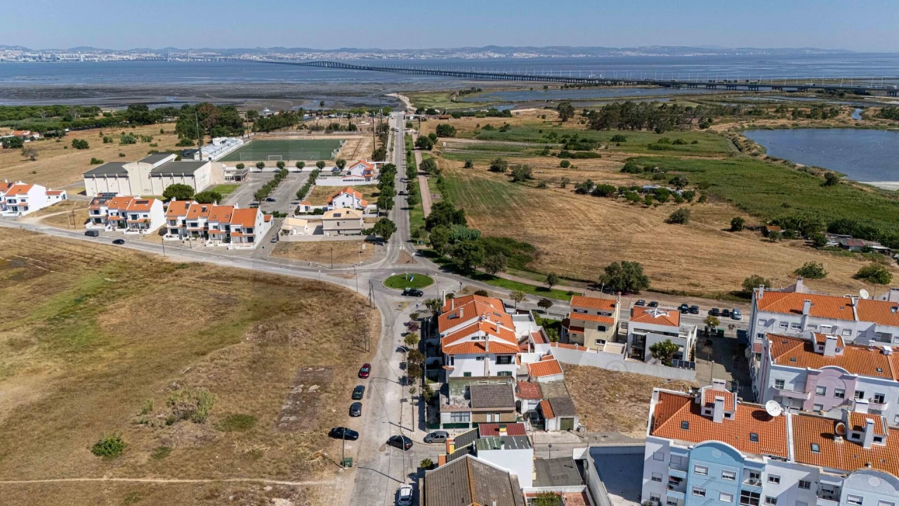Moradia T5 para Venda em Samouco Foto 58