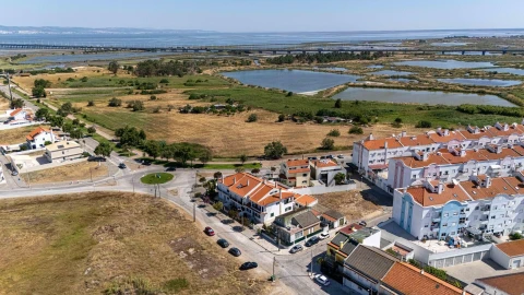 Moradia T5 para Venda em Samouco